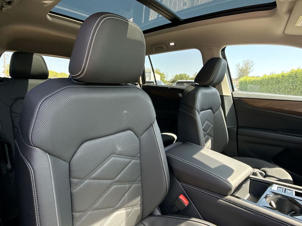 Thumbnail: 2026 Volkswagen Atlas - 29