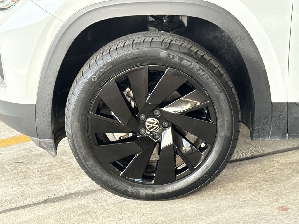 Thumbnail: 2024 Volkswagen Atlas - 7