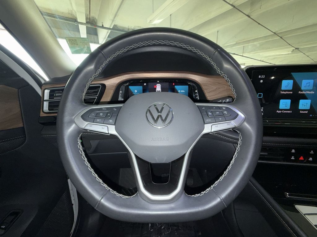 Thumbnail: 2024 Volkswagen Atlas - 9
