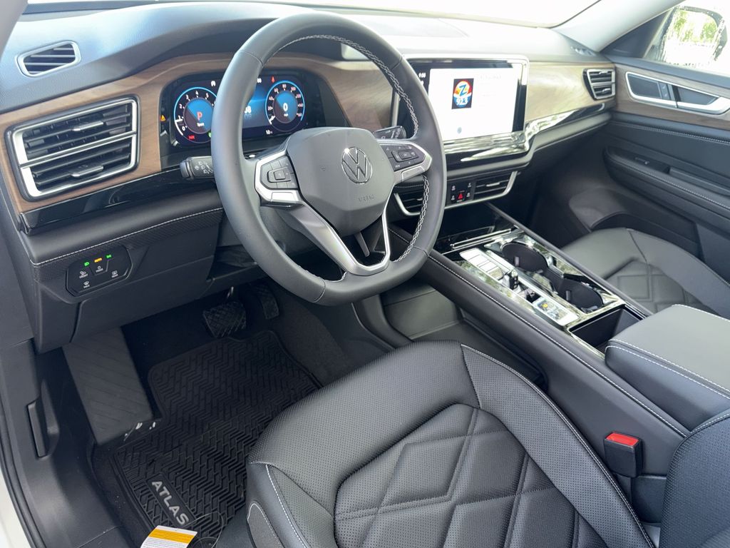 Thumbnail: 2026 Volkswagen Atlas - 2