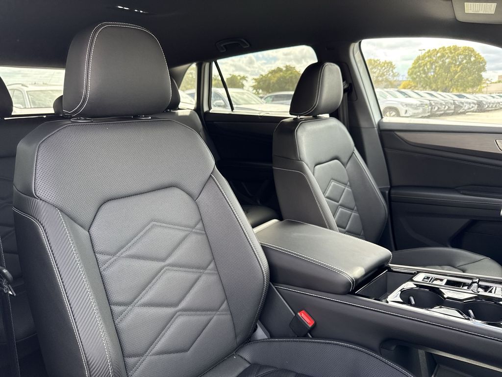 Thumbnail: 2026 Volkswagen Atlas - 12