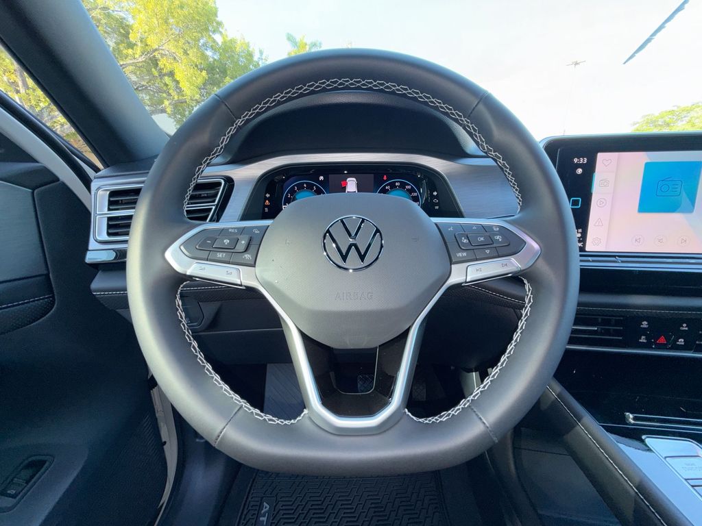 Thumbnail: 2026 Volkswagen Atlas - 10