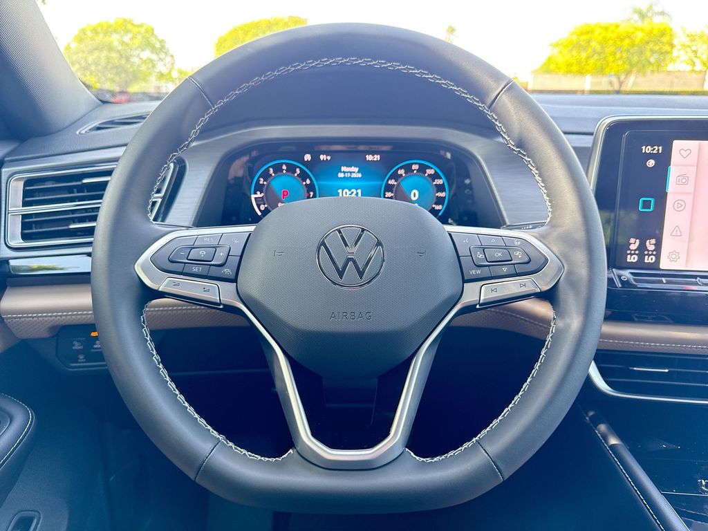 Thumbnail: 2026 Volkswagen Atlas - 9