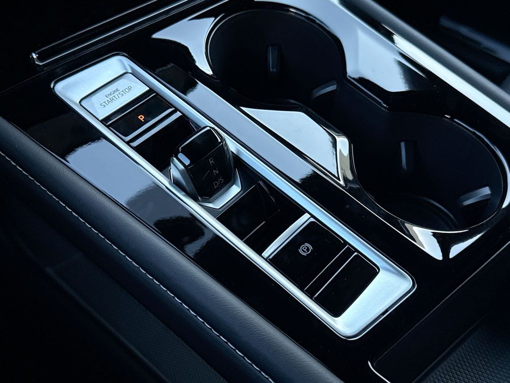 Thumbnail: 2026 Volkswagen Atlas - 13