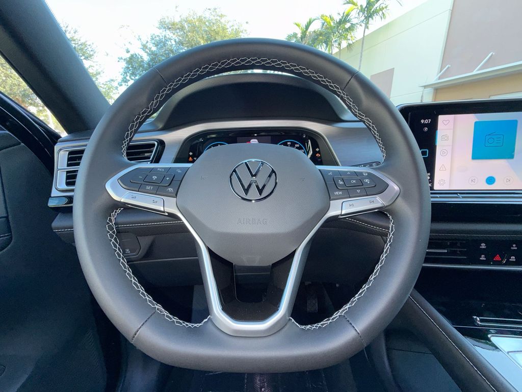 Thumbnail: 2026 Volkswagen Atlas - 7