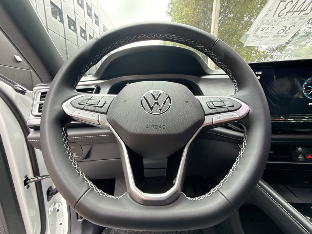 Thumbnail: 2026 Volkswagen Atlas - 10