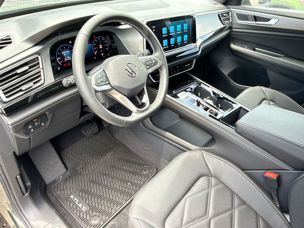 Thumbnail: 2026 Volkswagen Atlas - 2