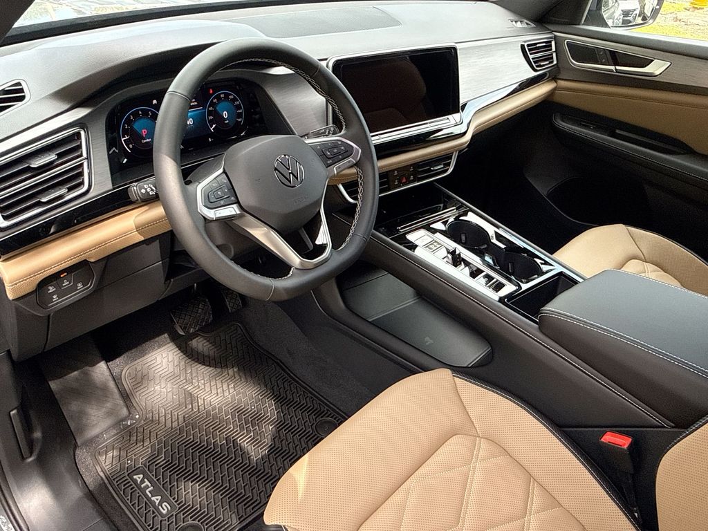Thumbnail: 2026 Volkswagen Atlas - 2