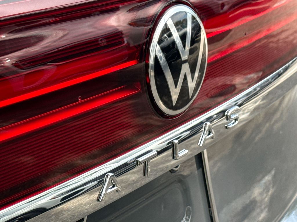 Thumbnail: 2026 Volkswagen Atlas - 6