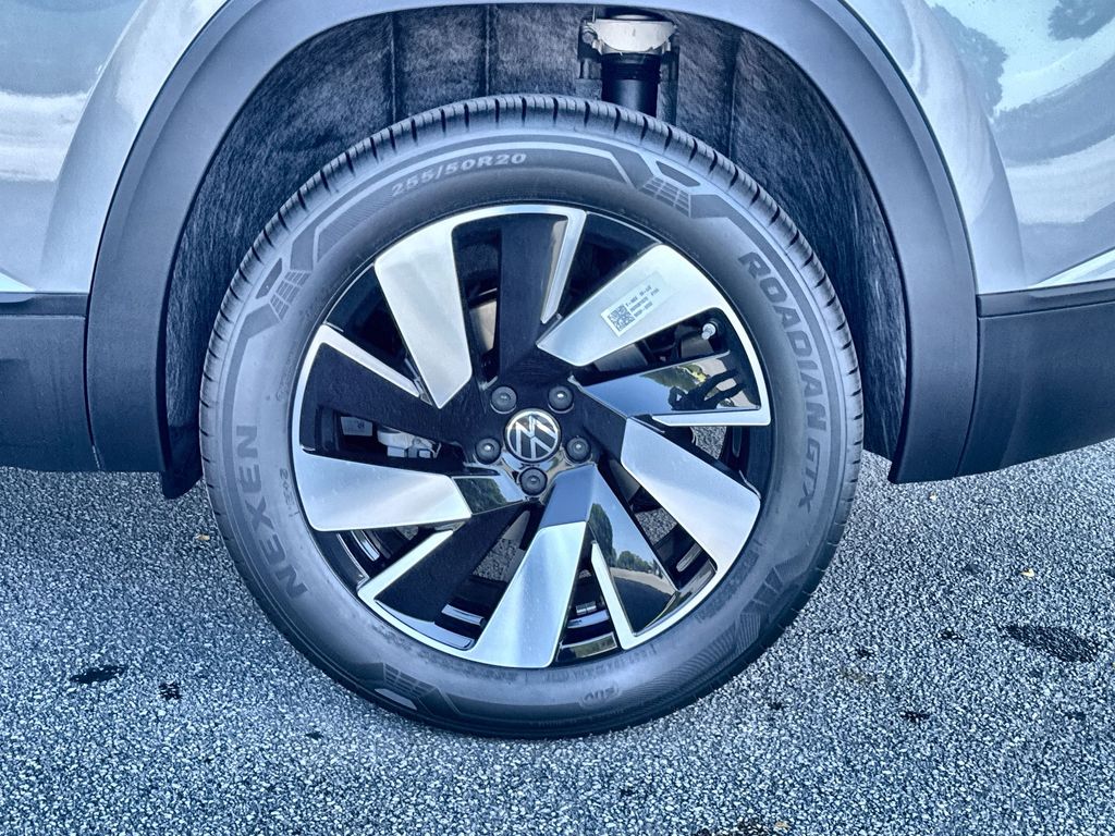 Thumbnail: 2026 Volkswagen Atlas - 8