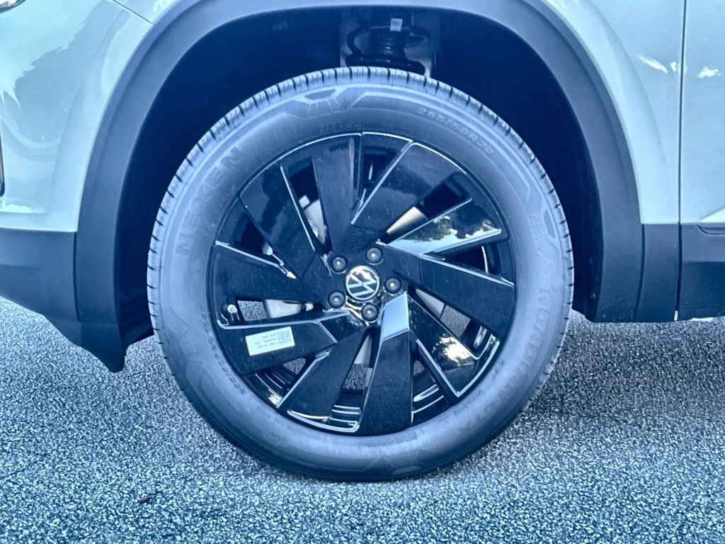 Thumbnail: 2026 Volkswagen Atlas - 6