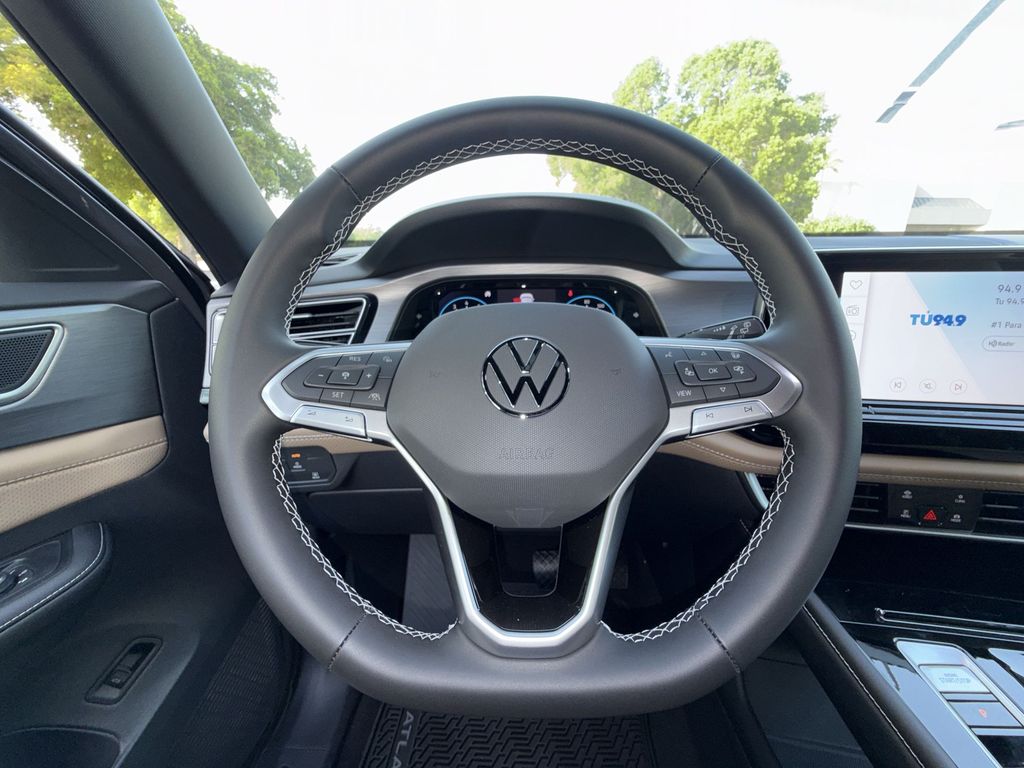 Thumbnail: 2026 Volkswagen Atlas - 9