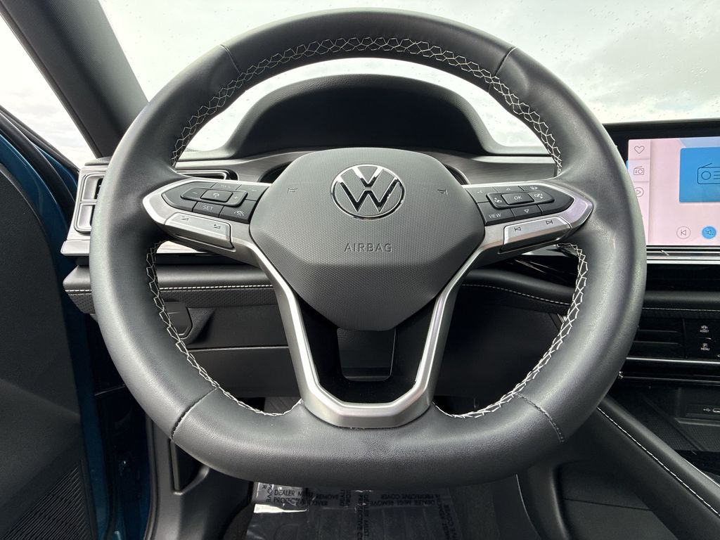 Thumbnail: 2024 Volkswagen Atlas - 10