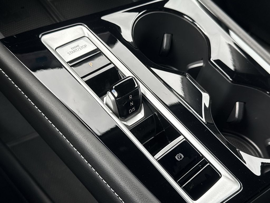 Thumbnail: 2024 Volkswagen Atlas - 16