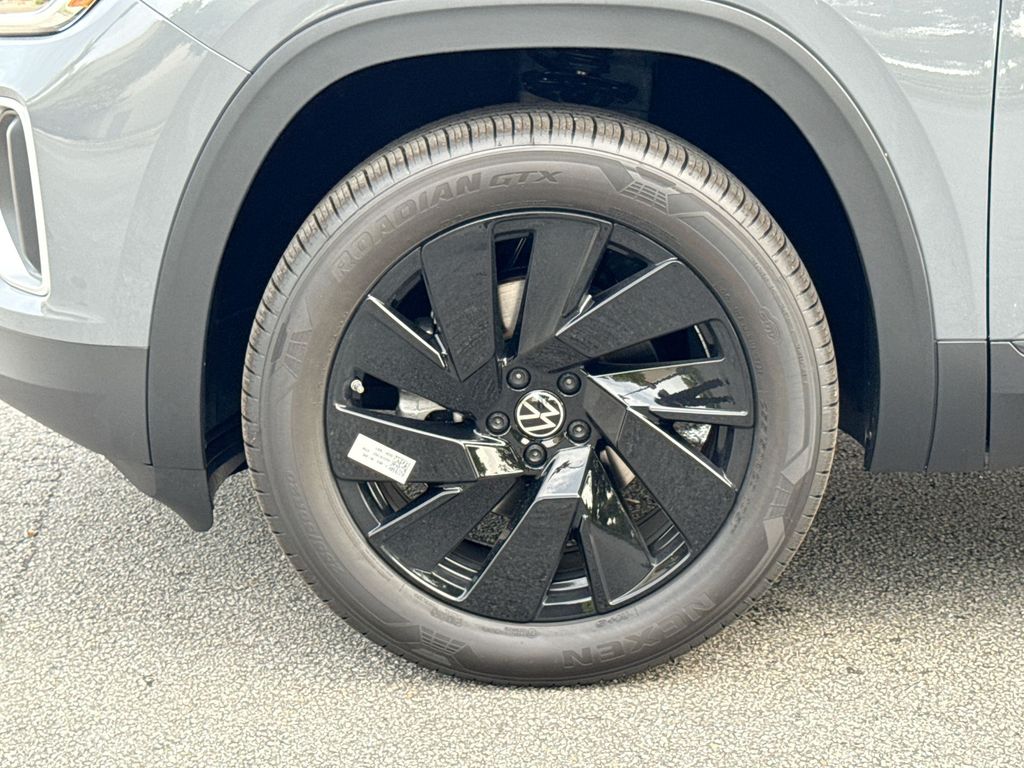 Thumbnail: 2026 Volkswagen Atlas - 7