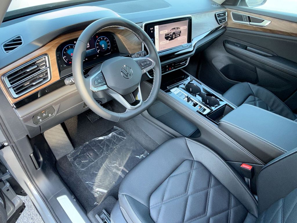 Thumbnail: 2026 Volkswagen Atlas - 2
