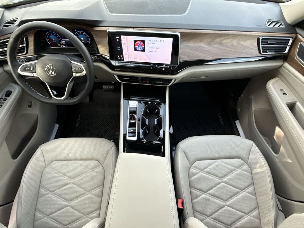 Thumbnail: 2026 Volkswagen Atlas - 14