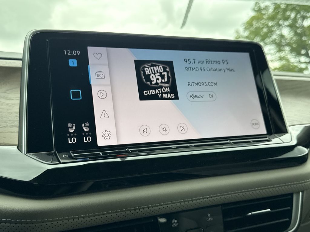 Thumbnail: 2026 Volkswagen Atlas - 24