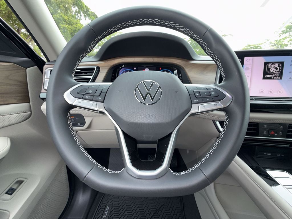 Thumbnail: 2026 Volkswagen Atlas - 9