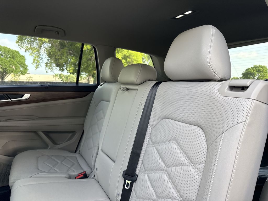 Thumbnail: 2026 Volkswagen Atlas - 12