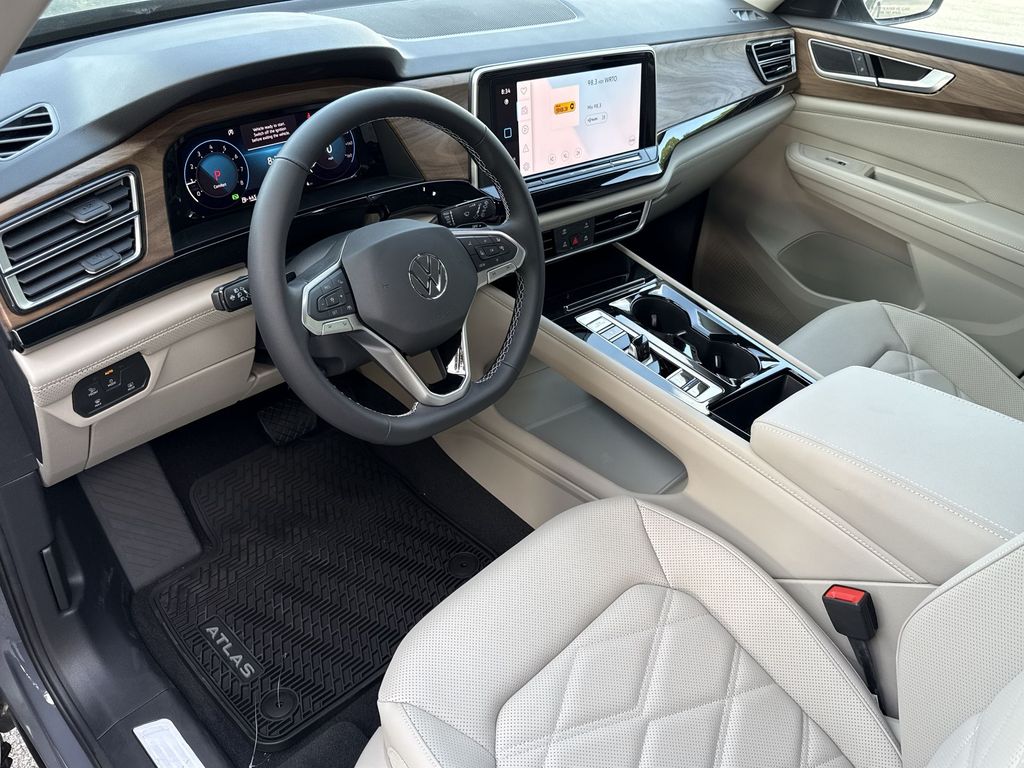 Thumbnail: 2026 Volkswagen Atlas - 2