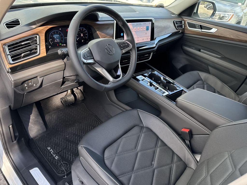 Thumbnail: 2026 Volkswagen Atlas - 9