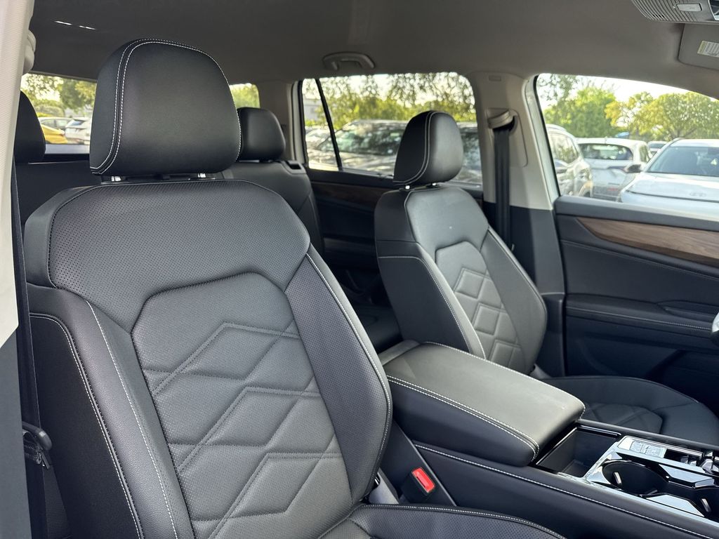 Thumbnail: 2026 Volkswagen Atlas - 11