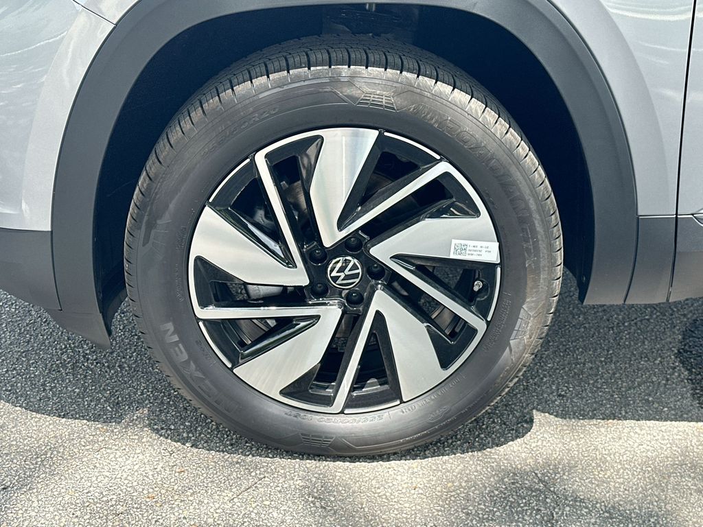 Thumbnail: 2026 Volkswagen Atlas - 7