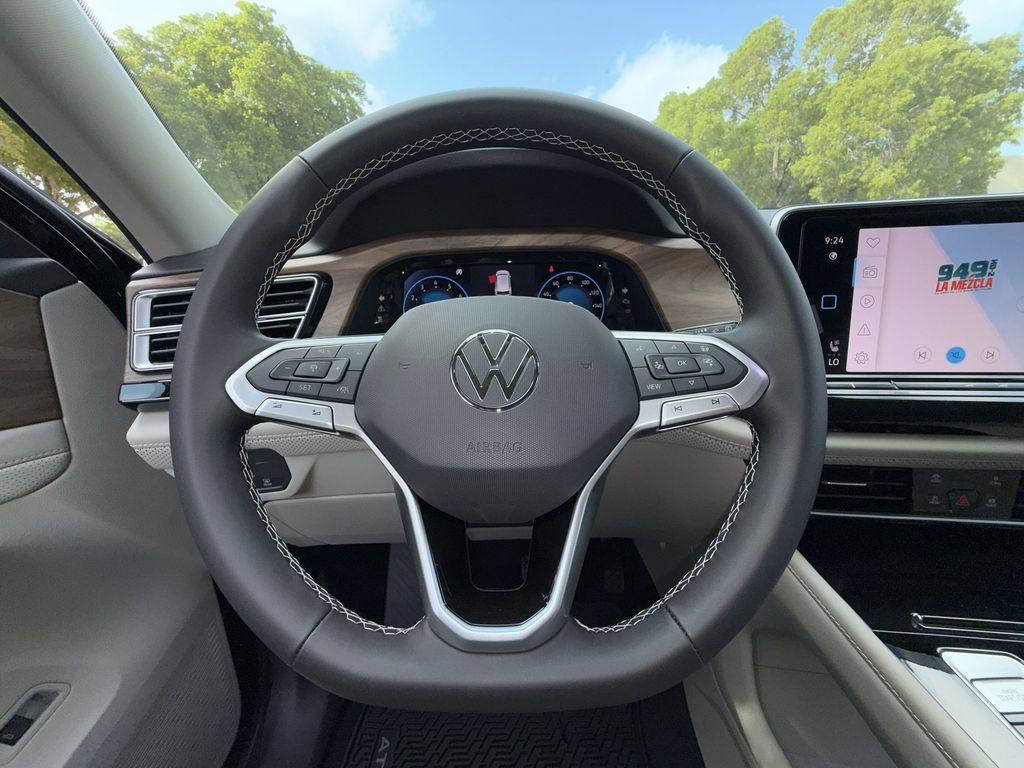 Thumbnail: 2026 Volkswagen Atlas - 9