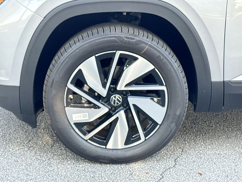 Thumbnail: 2026 Volkswagen Atlas - 7