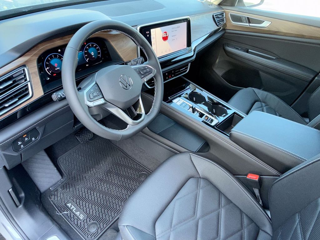 Thumbnail: 2026 Volkswagen Atlas - 2