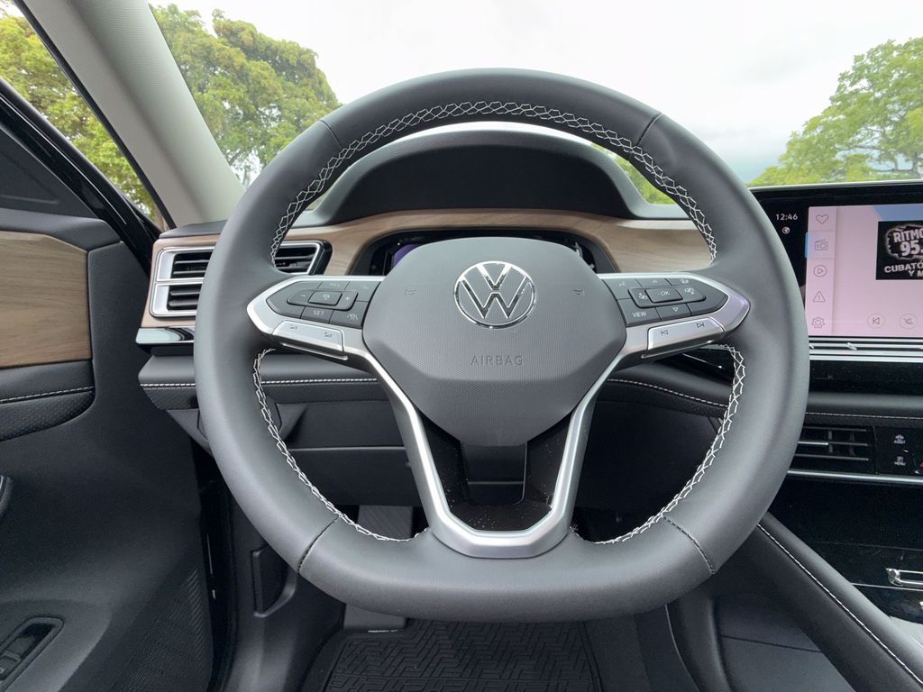 Thumbnail: 2026 Volkswagen Atlas - 9