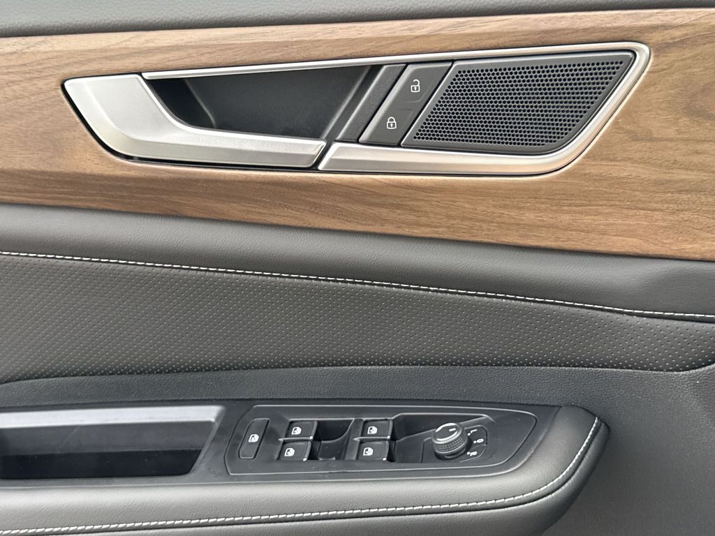 Thumbnail: 2026 Volkswagen Atlas - 27