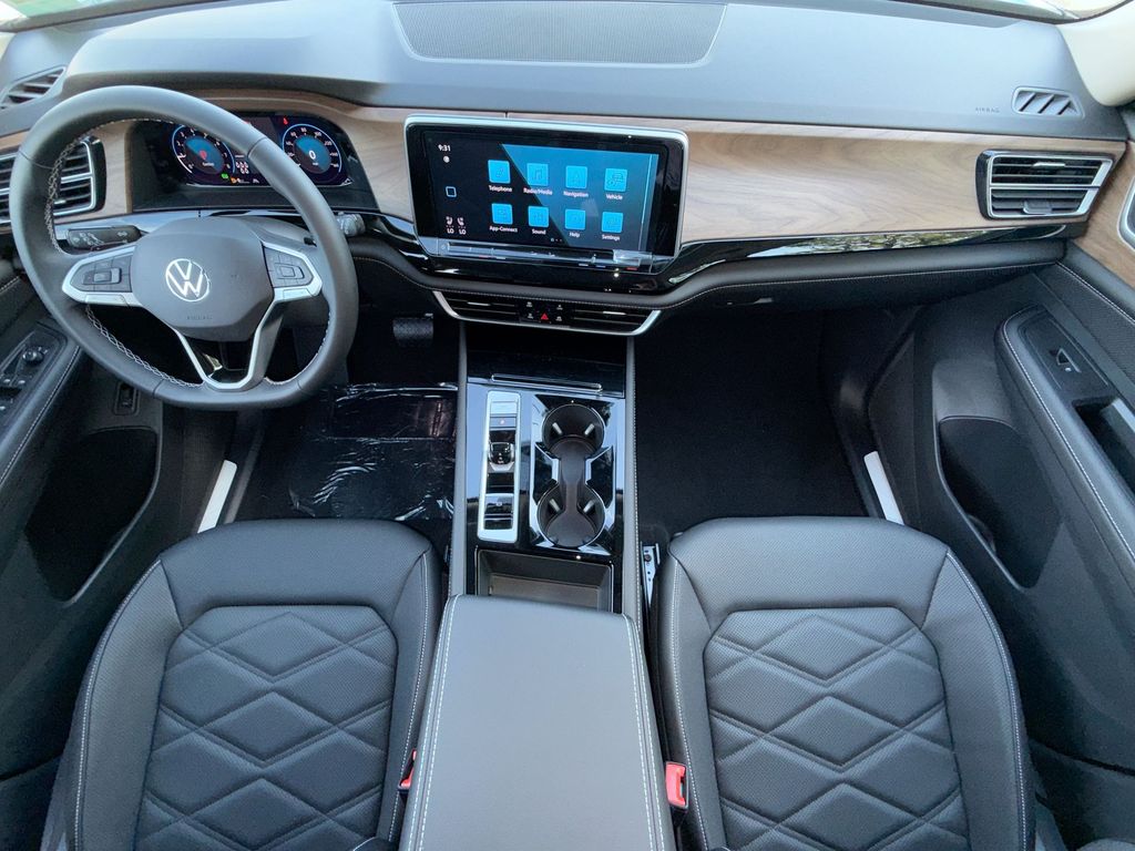Thumbnail: 2026 Volkswagen Atlas - 13