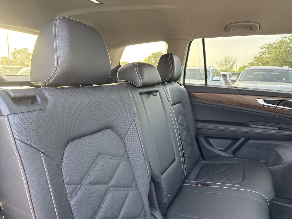 Thumbnail: 2026 Volkswagen Atlas - 28
