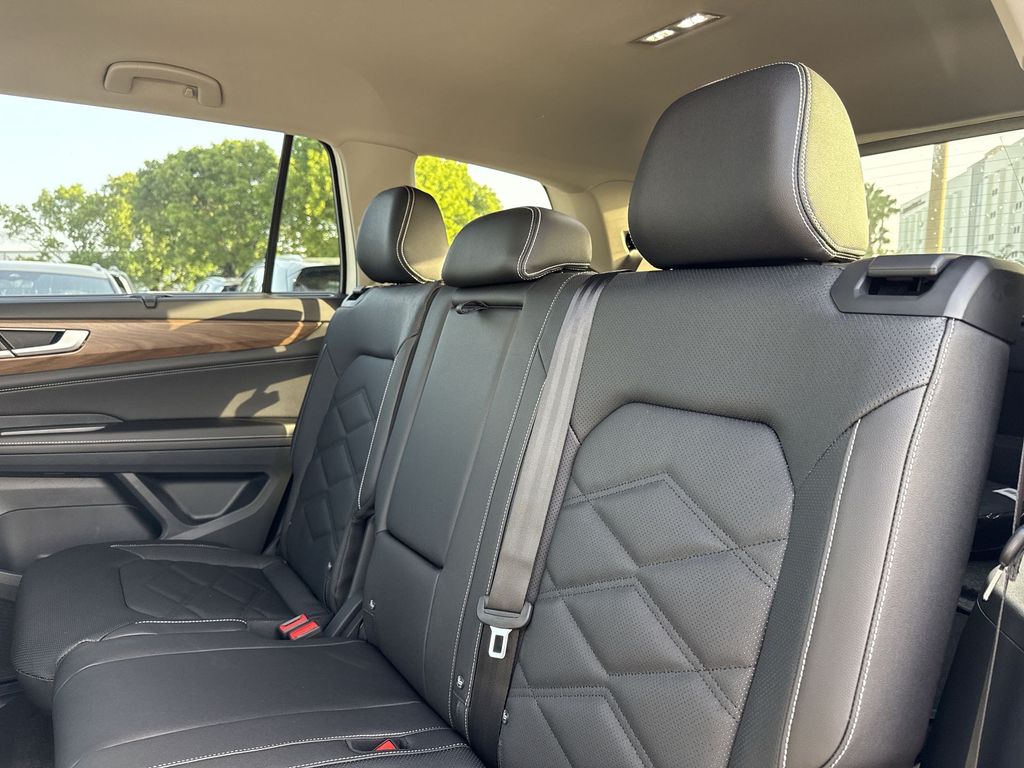 Thumbnail: 2026 Volkswagen Atlas - 12