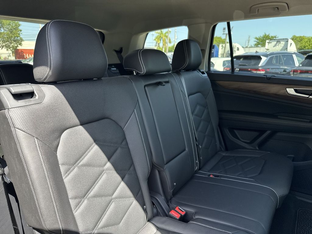 Thumbnail: 2026 Volkswagen Atlas - 28