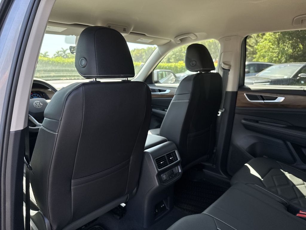 Thumbnail: 2026 Volkswagen Atlas - 27