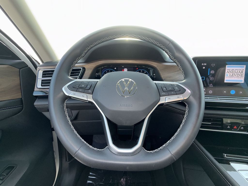Thumbnail: 2024 Volkswagen Atlas - 9