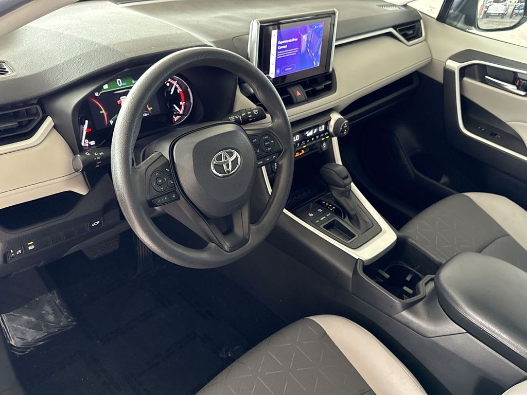 Thumbnail: 2024 Toyota RAV4 - 2