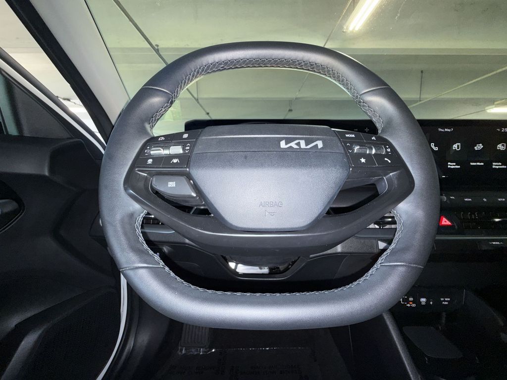 Thumbnail: 2025 Kia K4 - 9