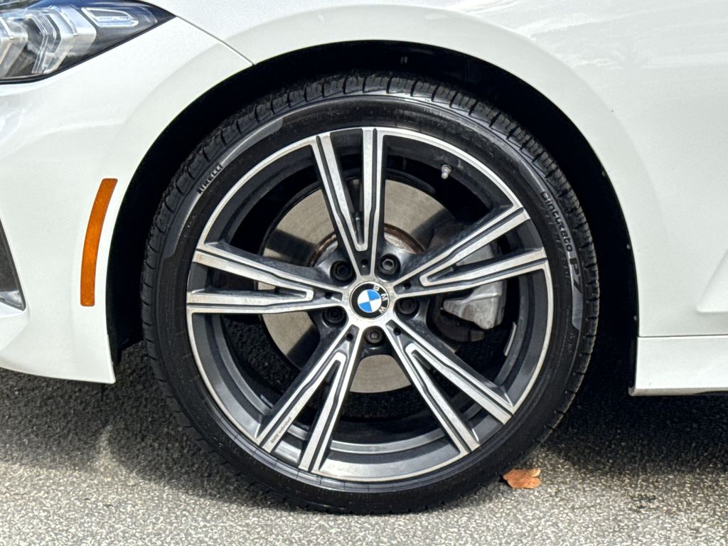 Thumbnail: 2024 BMW 3 Series - 7