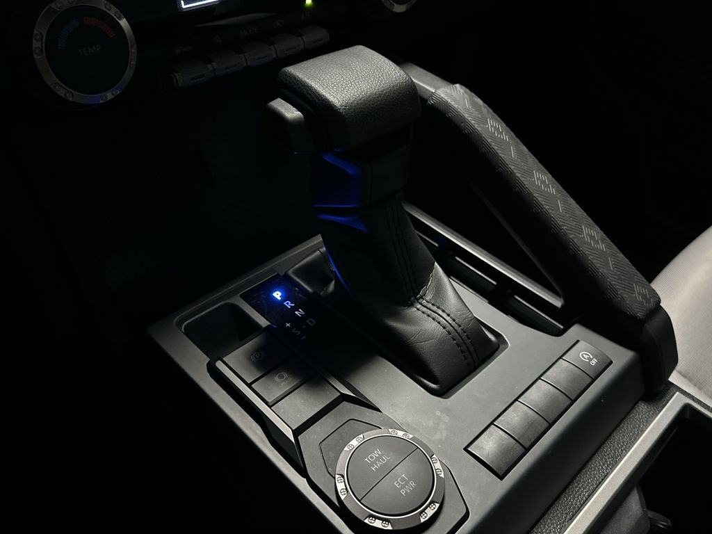 Thumbnail: 2025 Toyota Tacoma - 15
