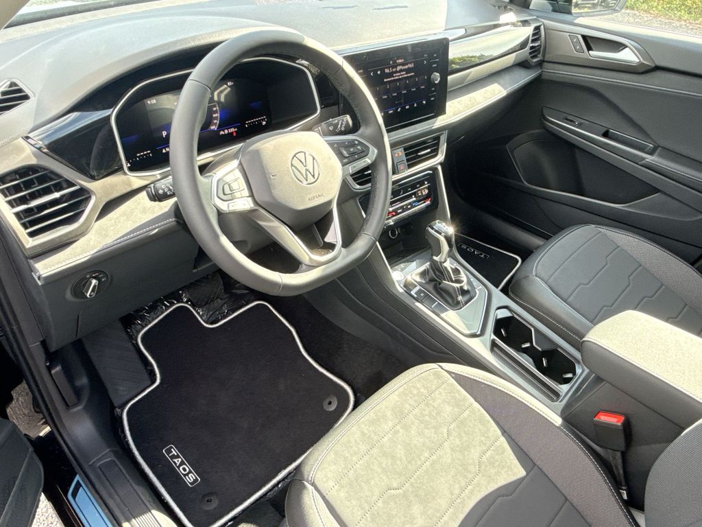 Thumbnail: 2026 Volkswagen Taos - 2