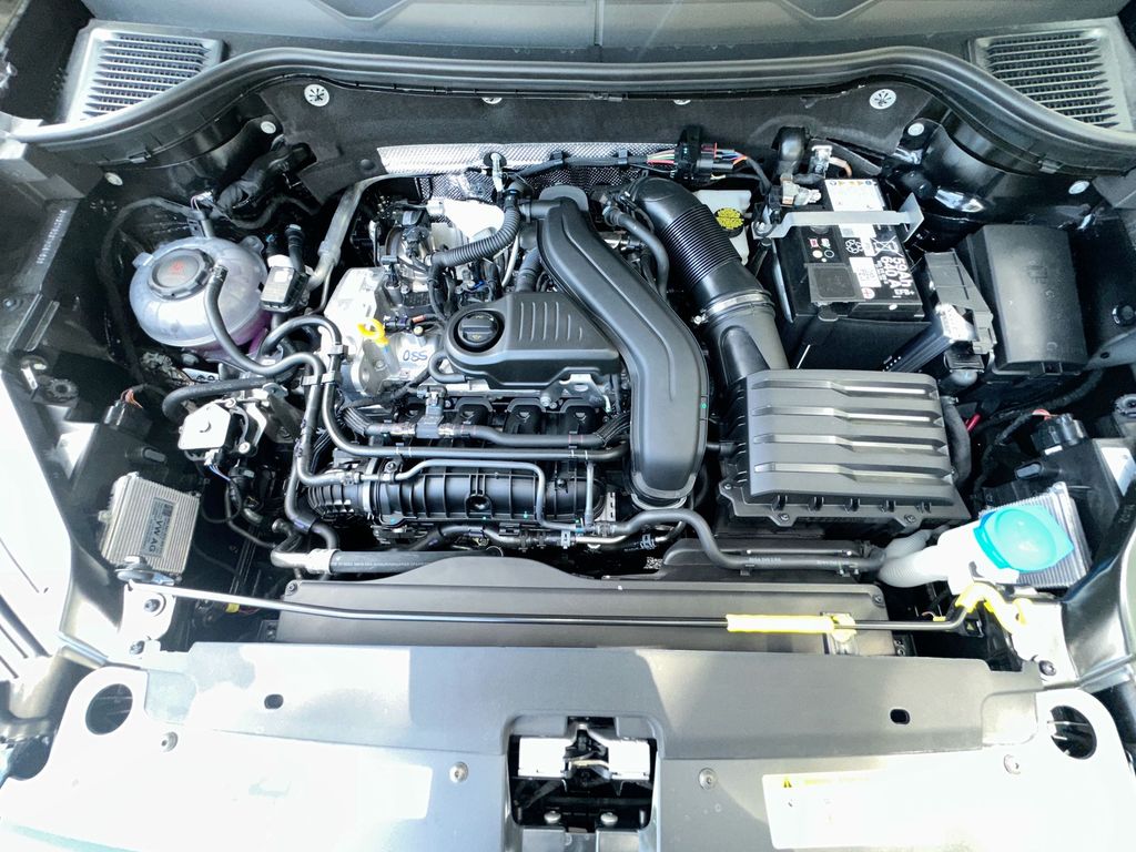 Thumbnail: 2026 Volkswagen Taos - 8