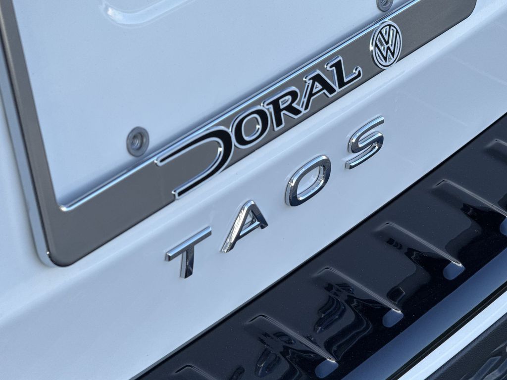 Thumbnail: 2026 Volkswagen Taos - 7
