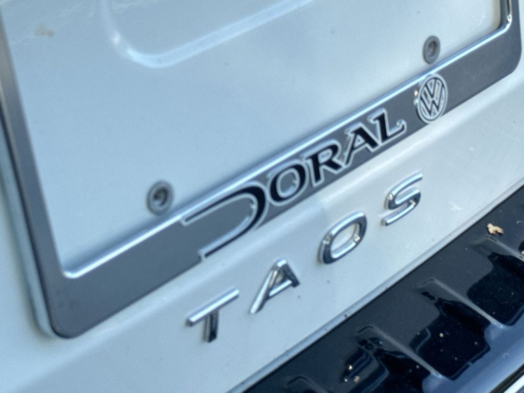 Thumbnail: 2026 Volkswagen Taos - 7