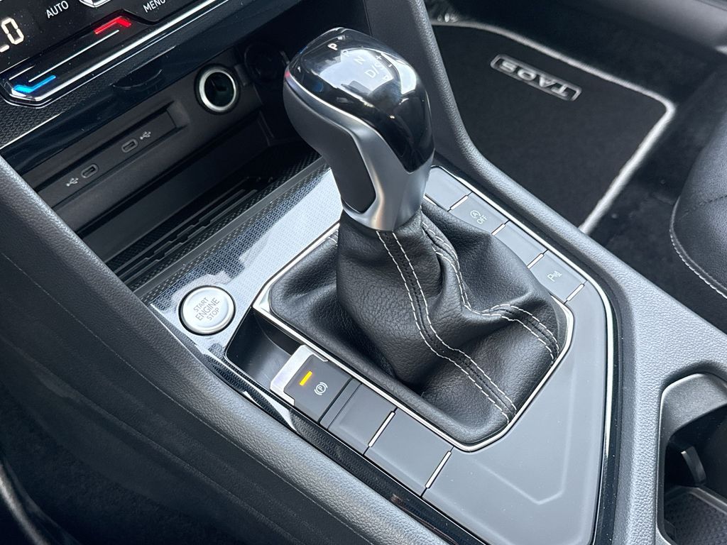 Thumbnail: 2026 Volkswagen Taos - 16
