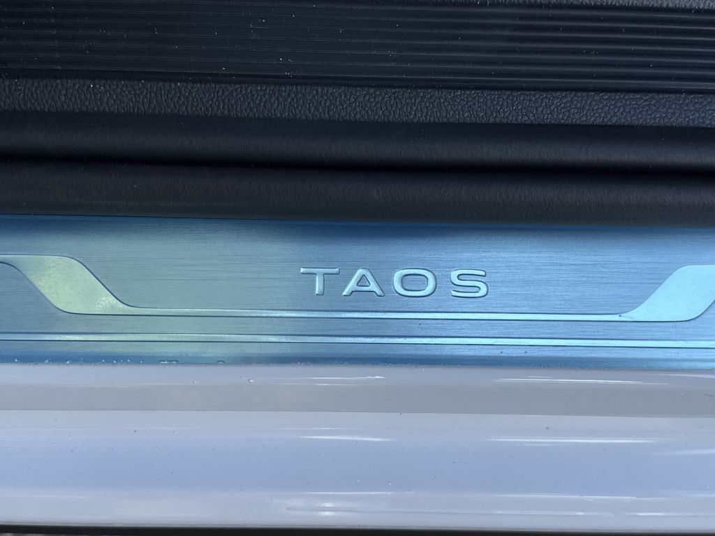 Thumbnail: 2026 Volkswagen Taos - 5