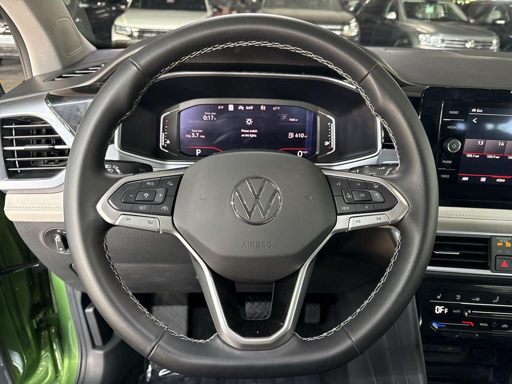 Thumbnail: 2025 Volkswagen Taos - 9